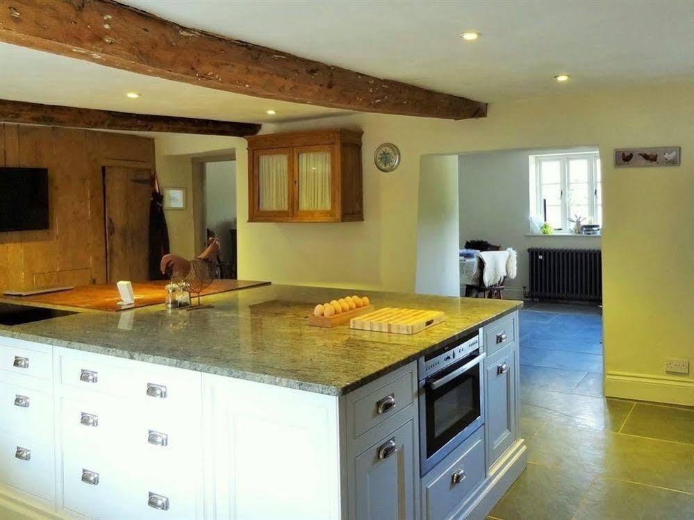 Huxham Farmhouse Bed and Breakfast East Pennard Exterior foto
