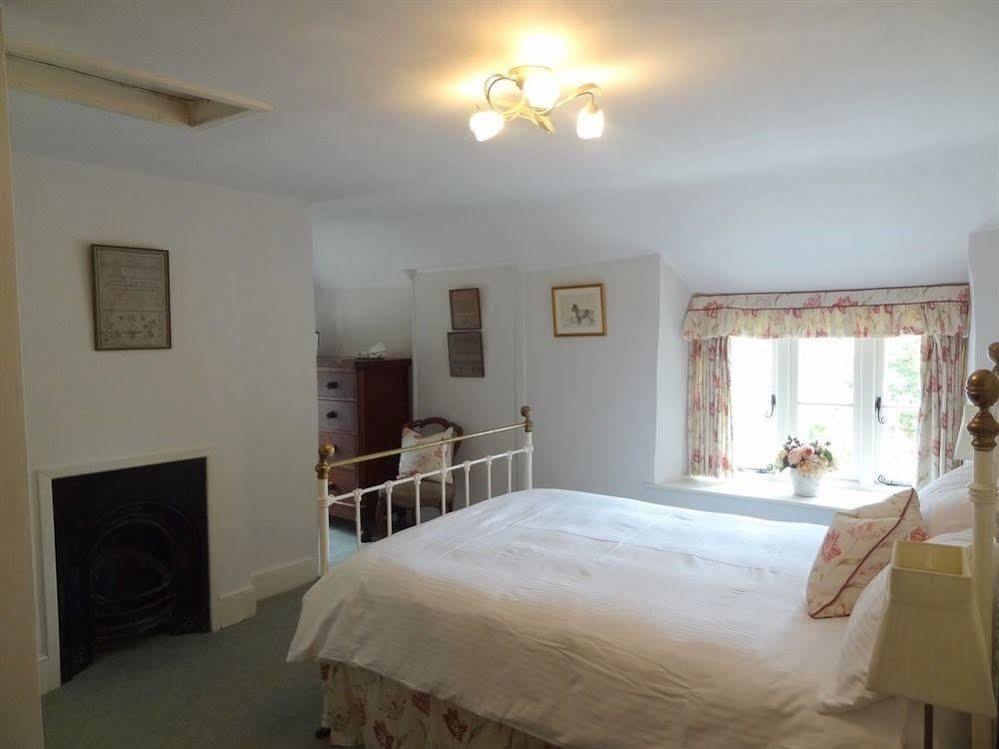 Huxham Farmhouse Bed and Breakfast East Pennard Exterior foto